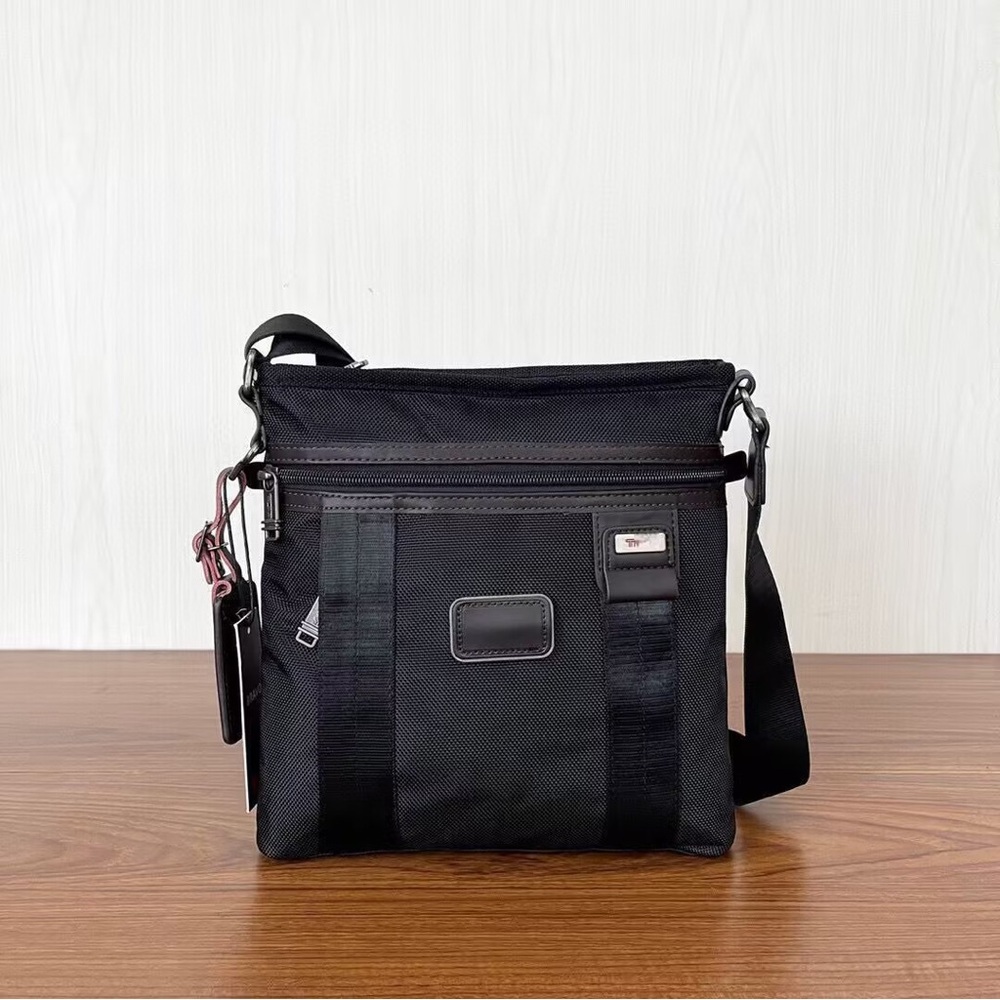Tumi Black Crossbody Messenger Bag - Men's Shoulder Bag